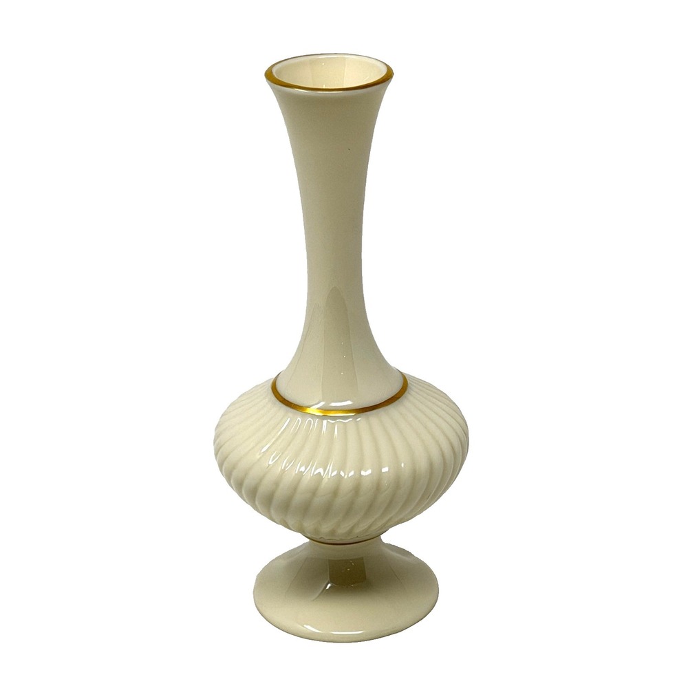 Lenox Savoy Bud Vase Ribbed Ivory Gold‎ Trim USA 7 Inch